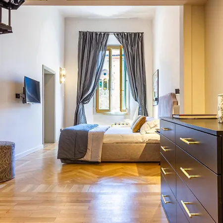 Casa Galatea In Canton De Fiori Apartamento